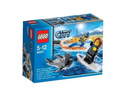 LEGO CITY 7739 LE BATEAU ET LA TOUR DE CONTROLE  DES GARDE-COTES