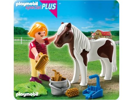 PLAYMOBIL CENTRE EQUESTRE 4188 FAMILLE DE CHEVAUX