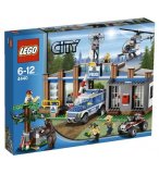 LEGO CITY 4440 LE POSTE DE POLICE EN FORET