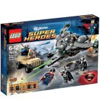 LEGO SUPER HEROES 76003 SUPERMAN : LA BATAILLE DE SMALLVILLE