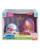 COFFRET LE STUDIO DE DANSE DE PEPPA PIG - 2 FIGURINES ET ACCESSOIRES - PEPPA LE COCHON