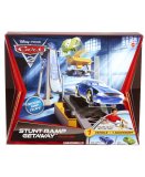 PISTE DE VOITURE CARS 2 RAMPE CASCADE EVASION - CIRCUIT DE VOITURES - MATTEL - V2866