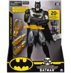 FIGURINE BATMAN 30 CM DELUXE AVEC EFFETS SONORES + ACCESSOIRES - DC - SPIN MASTER - 20122566