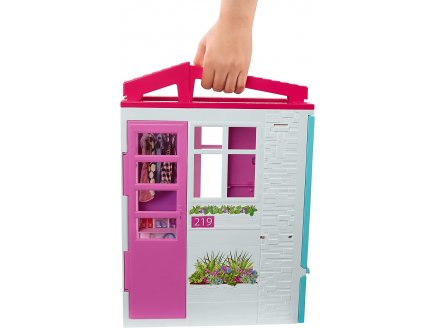 Barbie maison transportable avec piscine+ 20 accessoires + 1 poupee mannequin - Mattel - fxg55