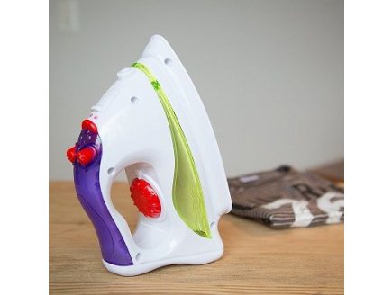 Fer a repasser sons et lumiere - jeu d'imitation menage