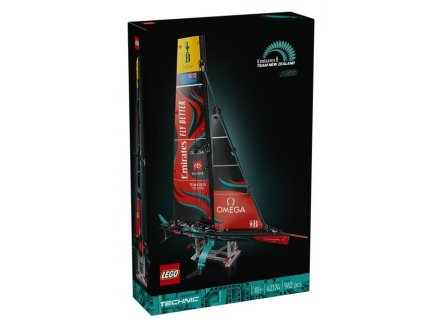 LEGO TECHNIC 42174 YACHT EMIRATES TEAM NEW ZEALAND AC75