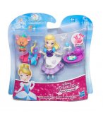 MINI PRINCESSE : LA SEANCE DE COUTURE DE CENDRILLON - HASBRO B5333 - DISNEY PRINCESSES - POUPEE