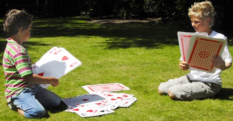 jeu de cartes géant